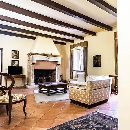 Lussuosa Dell'800 Con Piscina, Villa *