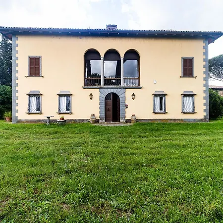 Lussuosa Dell'800 Con Piscina, Villa *